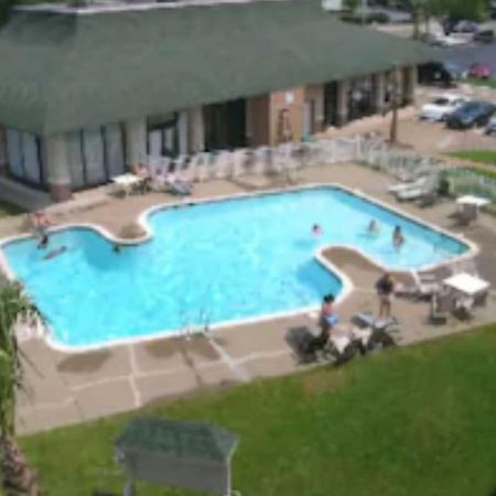 Ambassadors Inn & Suites Virginia Beach Esterno foto